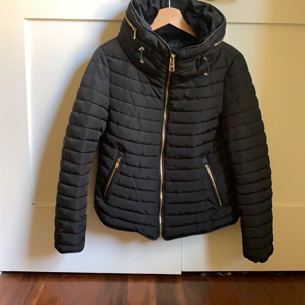 Zara puffer size L